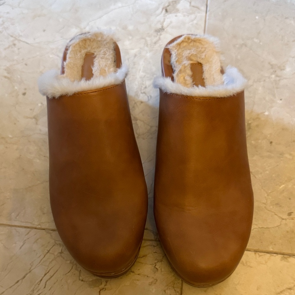 Madden Girl Tan Faux Fur Lined Clogs